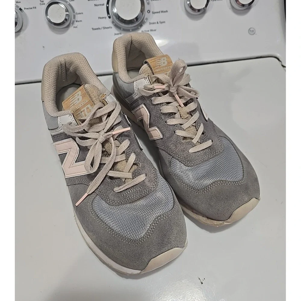 New Balance 574 ML574BSG Classic Surf Gunmetal Suede Sneakers‎ Womans Size 10.5